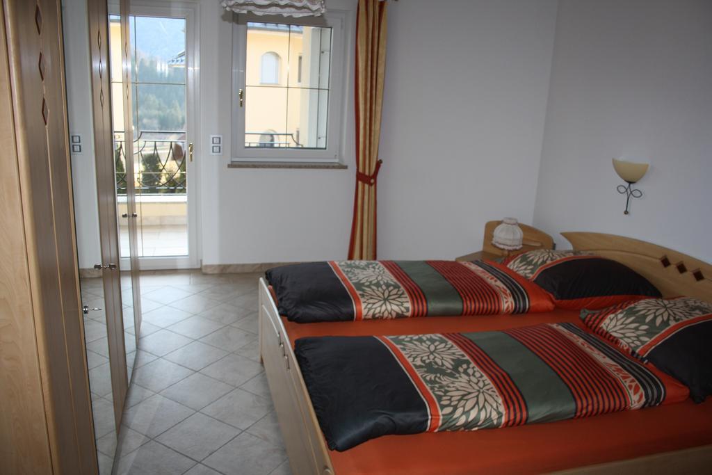 Villa Victoria Hermagor-Pressegger See Rom bilde